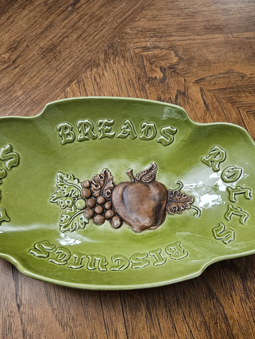 Treasure Craft USA Green Ceramic Bread Serving Platter with Fruit Motif